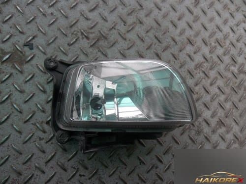 Противотуманная фара правая Lotze Innovation 922022G500