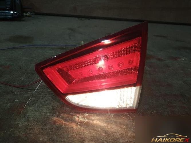 Hyundai Tucson 2011 — фонарь задний правый внутренний 92406-2S000