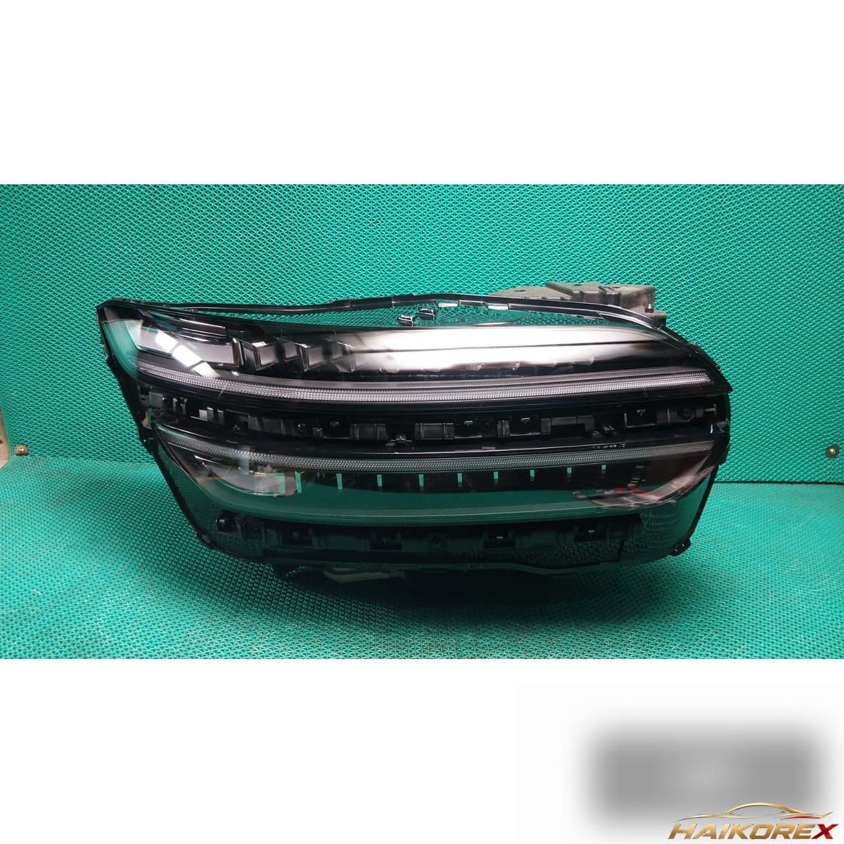 Genesis Genesis GV70 2024 — фара передняя правая