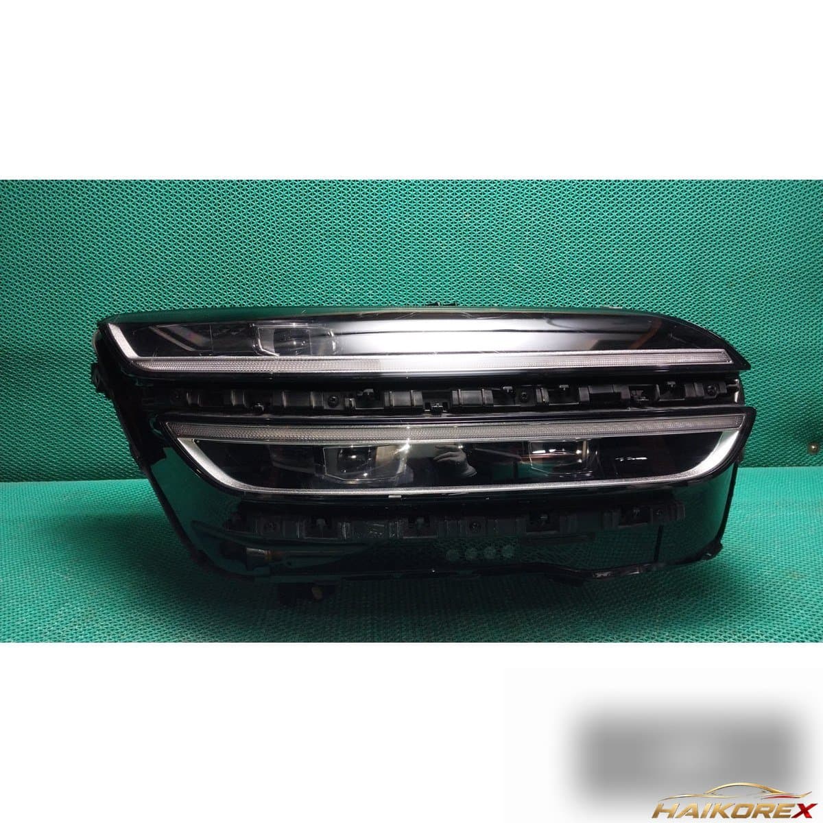 Genesis Genesis GV70 2022 — фара передняя правая