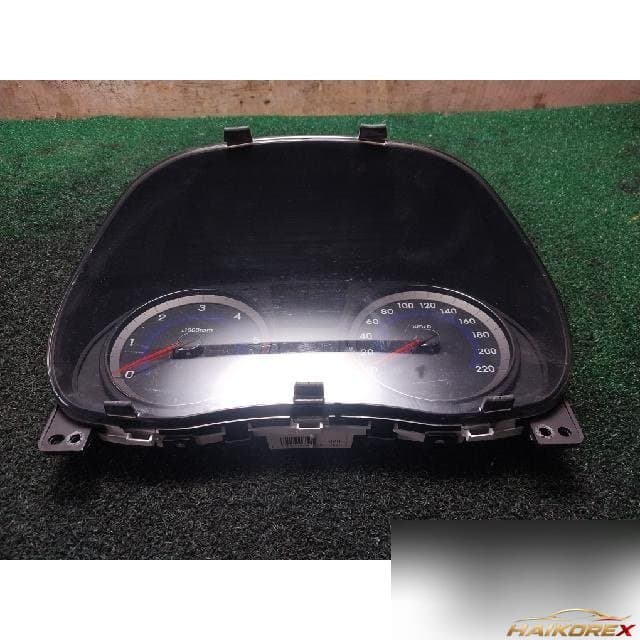 Hyundai Accent RB 2012 — панель приборов