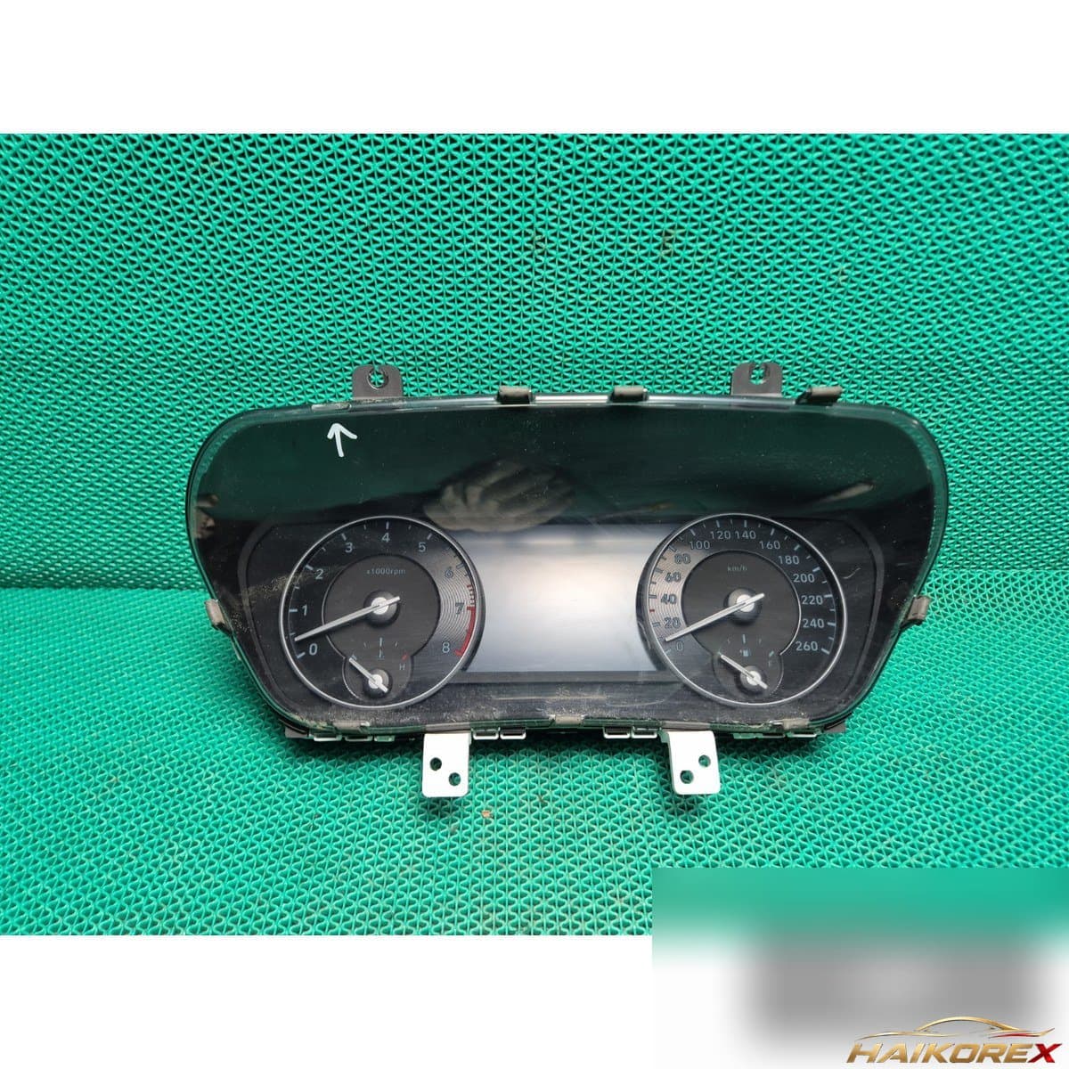 Genesis Genesis EQ900 2016 — панель приборов
