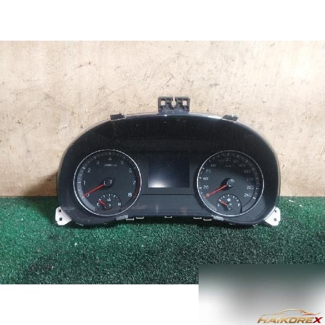 Kia All New K3 2020 — приборная панель