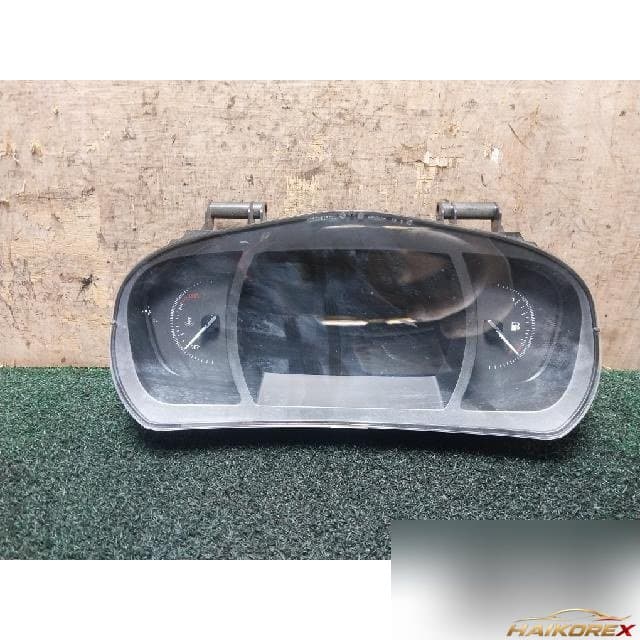 Renault Samsung SM6 2016 — приборная панель