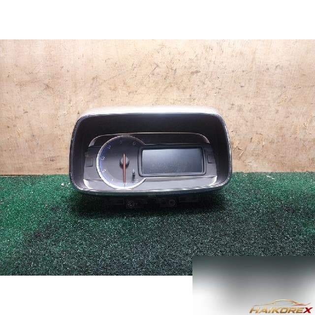 Chevrolet Trax 2016 — панель приборов