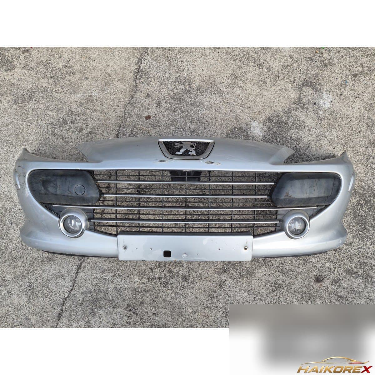 Peugeot 307 2006 — передний бампер