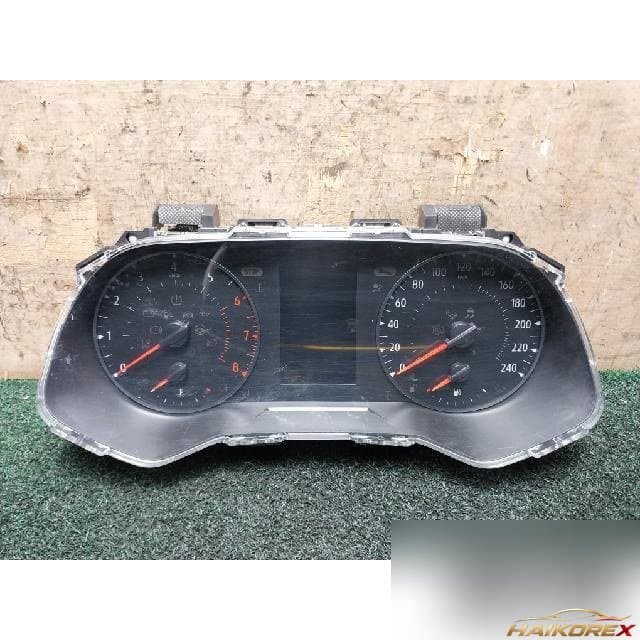 Renault Samsung XM3 2022 — приборная панель