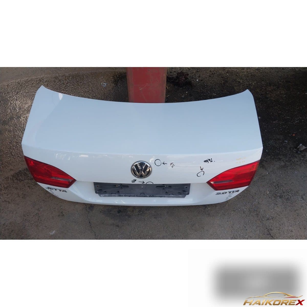 Volkswagen Jetta 2.0 TDI 2014 — крышка багажника