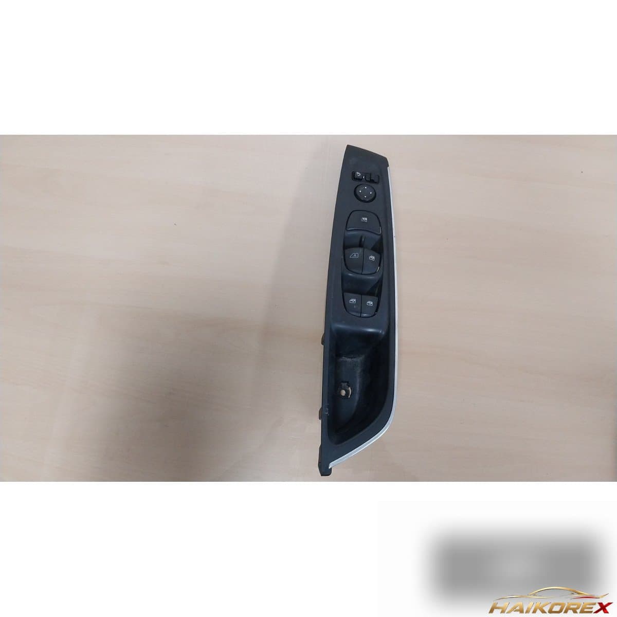 Renault Samsung QM6 2017 — переключатель электростеклоподъемника передний левый