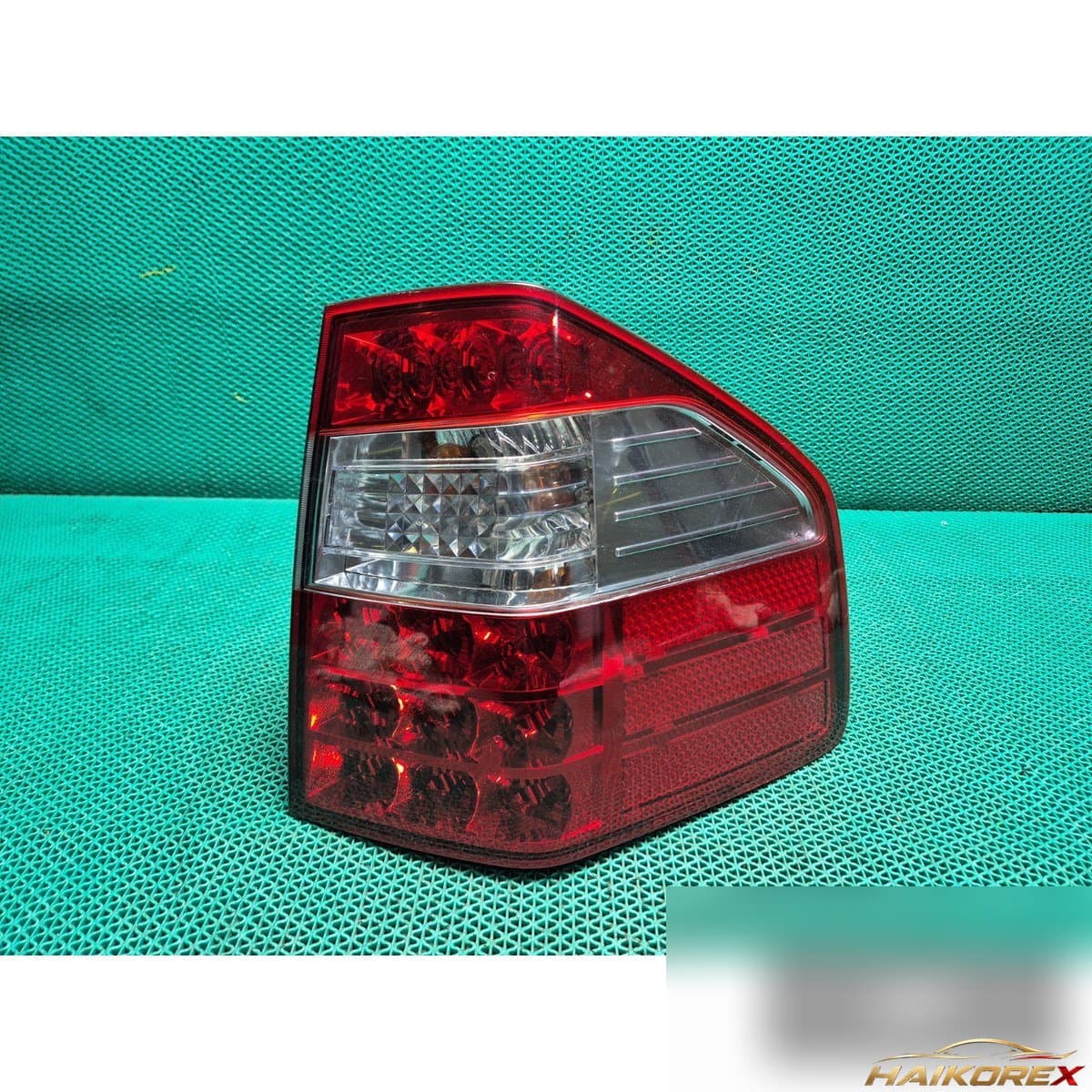 Kia Mohave 2015 — задний фонарь правый 924022J101