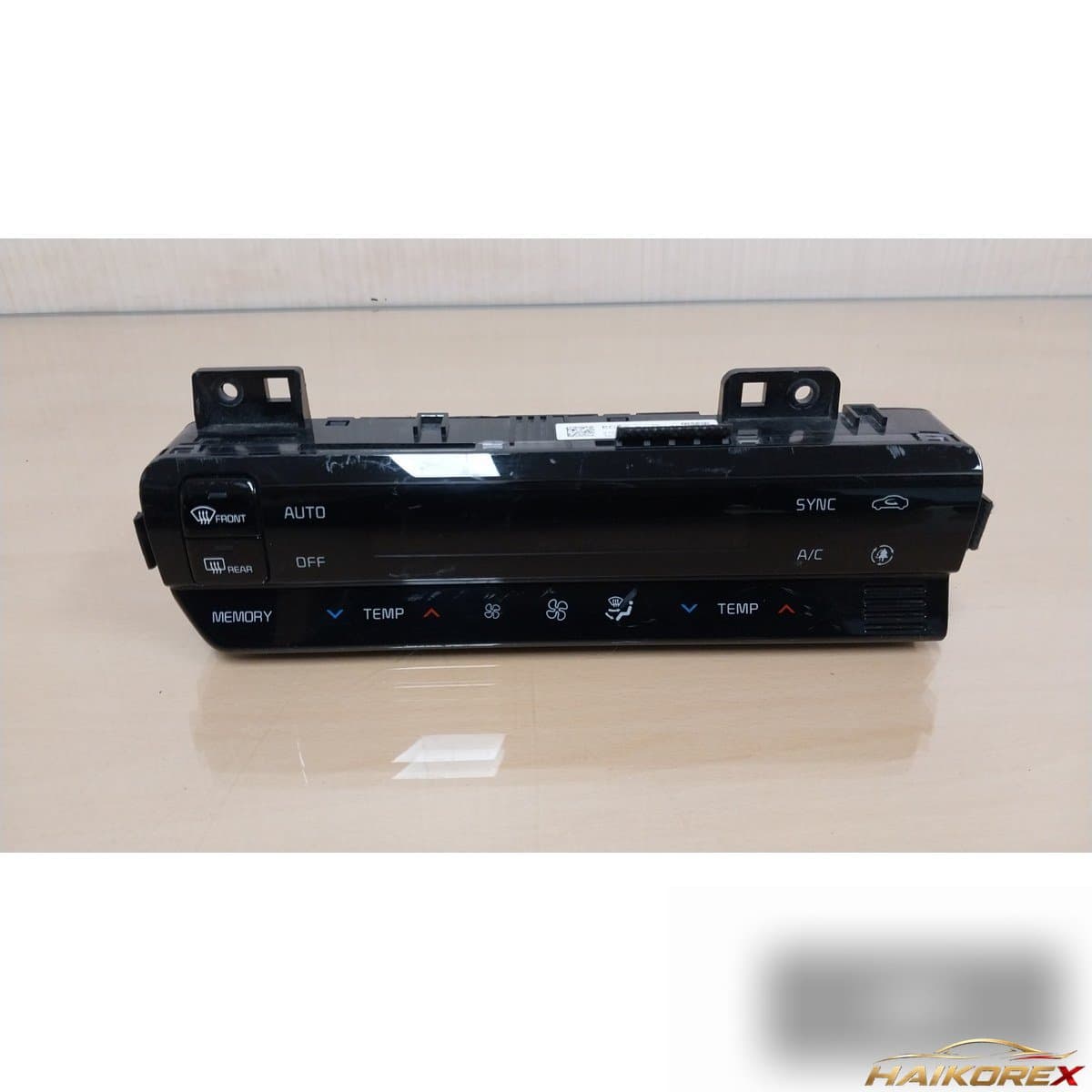 Kia K5 2022 — переключатель управления отоплением и кондиционером 97250L2250FHV