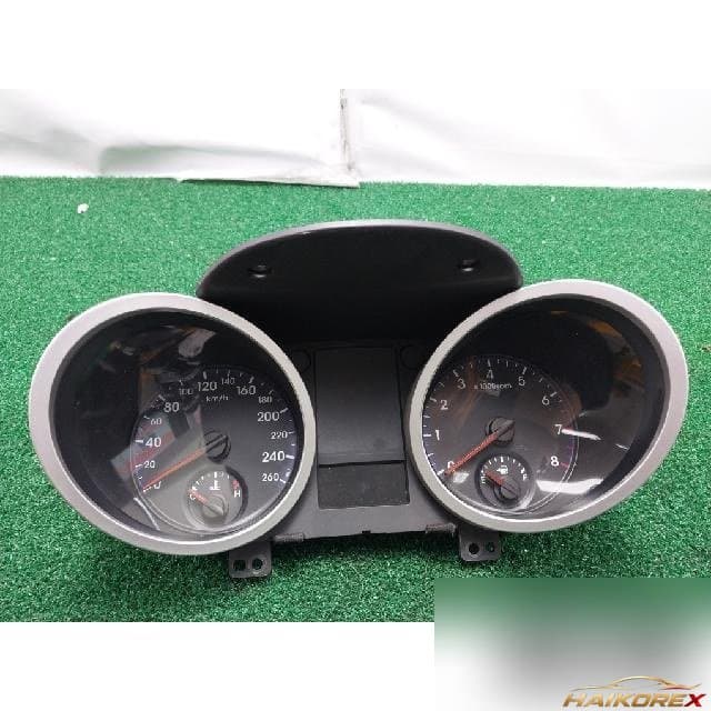 Hyundai Genesis Coupe 2010 — панель приборов 94003-2M100