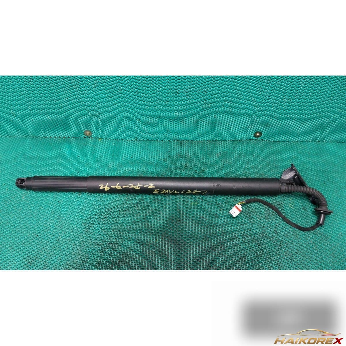 KG Mobility (Ssangyong) 2026 1.5 Gasoline — трубка-стабилизатор багажника 7182041000