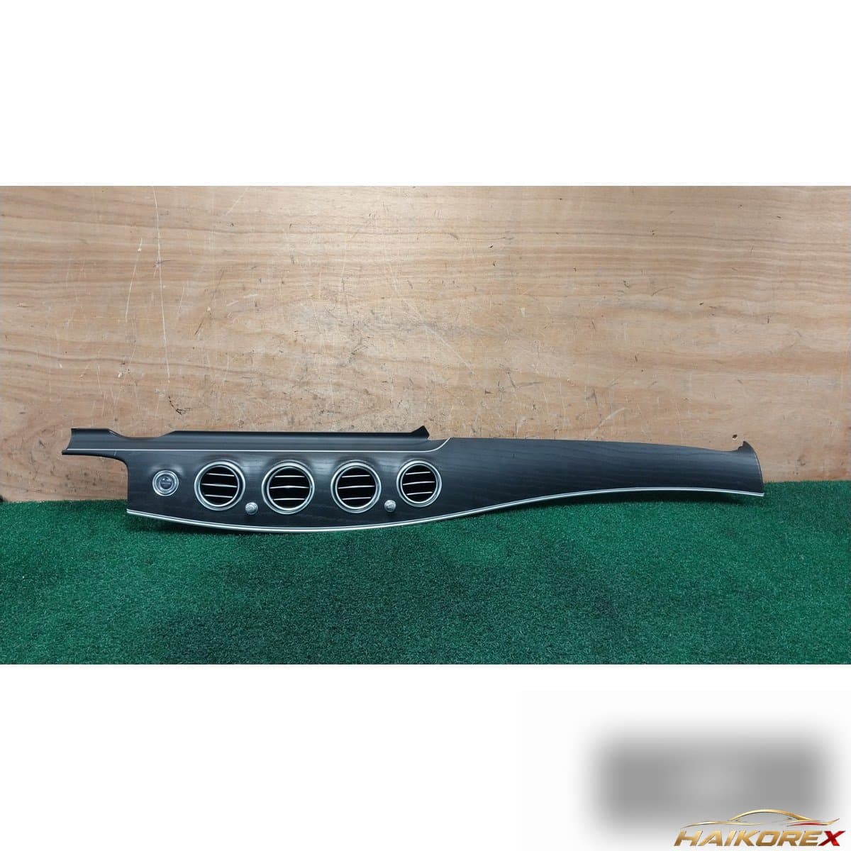 Дефлектор воздушный Mercedes-Benz A2138307700