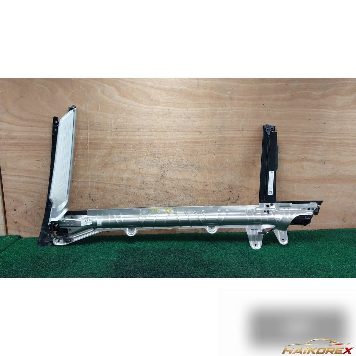 Прочая деталь BMW 733801213