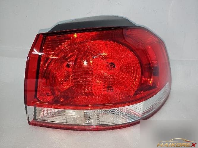 Volkswagen Golf 2012 — задний фонарь правый 5K0 945 096 E 1