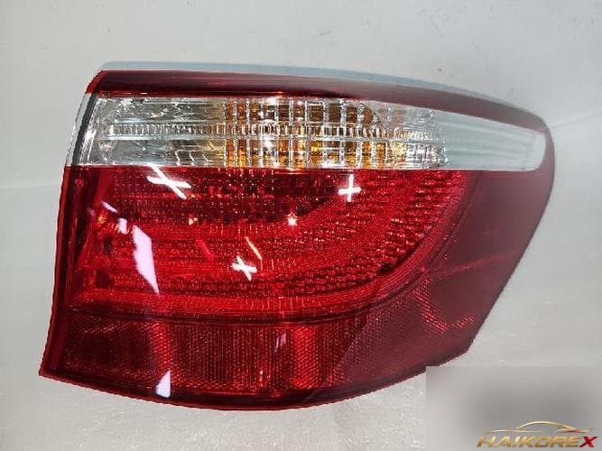 Lexus LS 2009 — фара задняя правая (наружная) 250L RCL