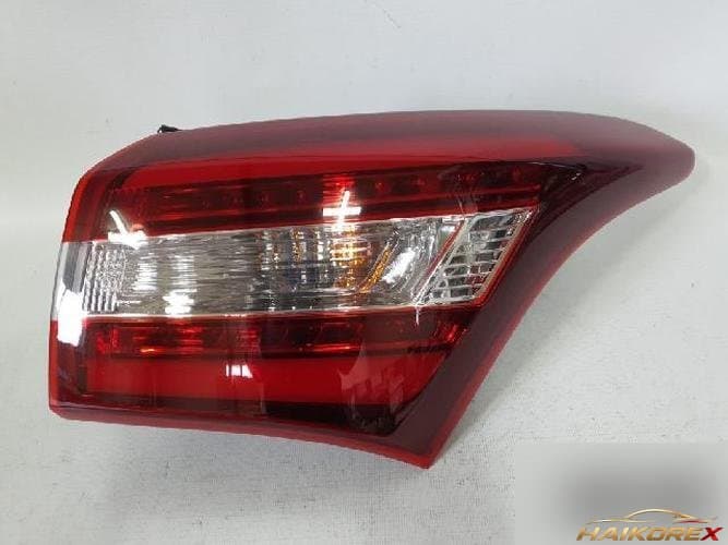 Hyundai i30 2016 — фара задняя правая (внешняя) 92402 A6300