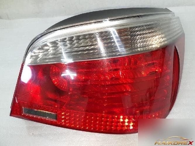 BMW 5 Series 2003 — фара задняя правая наружная 6910768