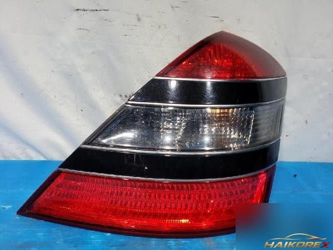 Mercedes-Benz S-Class 2006 — фара задняя правая (внешняя) 2218200264