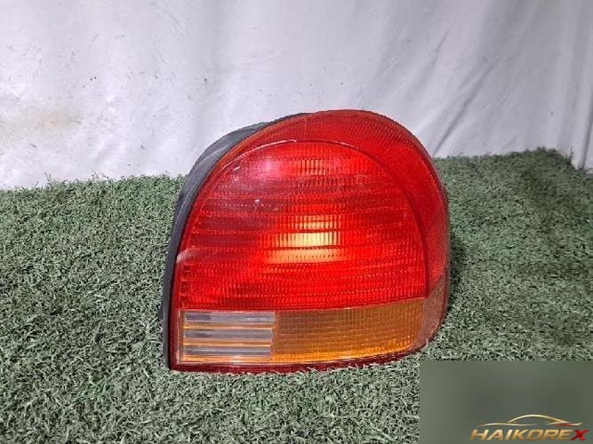Hyundai Sonata 1999 — фара задняя правая 92402 38000
