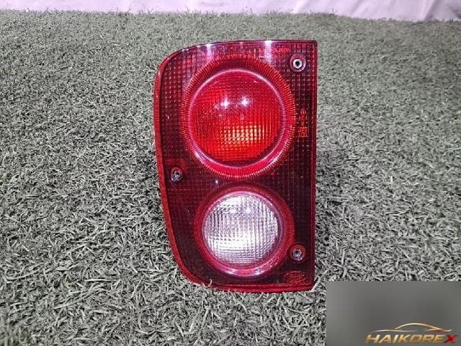 Land Rover Freelander 2002 — фонарь задний правый XFB000300