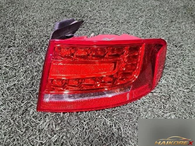 Audi A4 2010 — фонарь задний правый