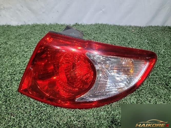 Hyundai Santa Fe 2008 — фонарь задний правый 92402 2B000