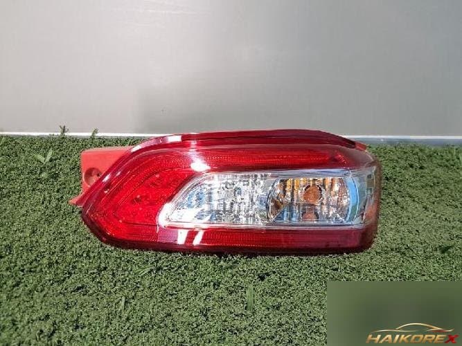 Daihatsu Kita 2014 — задний фонарь правый наружный