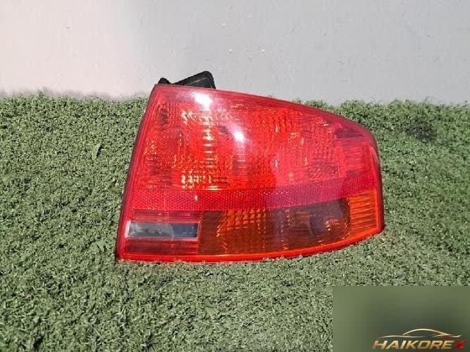 Audi A4 2008 — фонарь задний правый