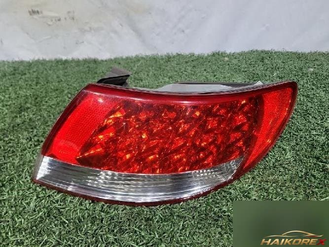 Hyundai Grandeur 2007 — фара задняя правая 92402 3L001 1