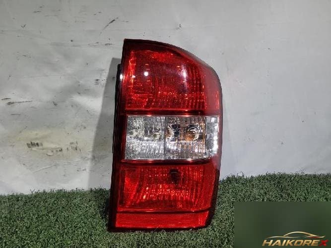 Kia Carnival 2007 — задний фонарь правый 92402 4D100