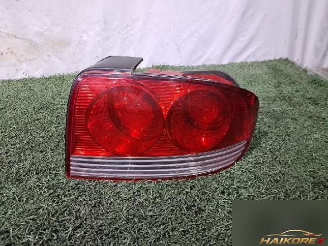 Hyundai Sonata 2005 — фонарь задний правый 92402 3D000