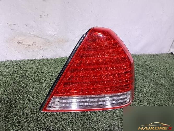 Hyundai Equus 2006 — фонарь задний правый 92402 3B501