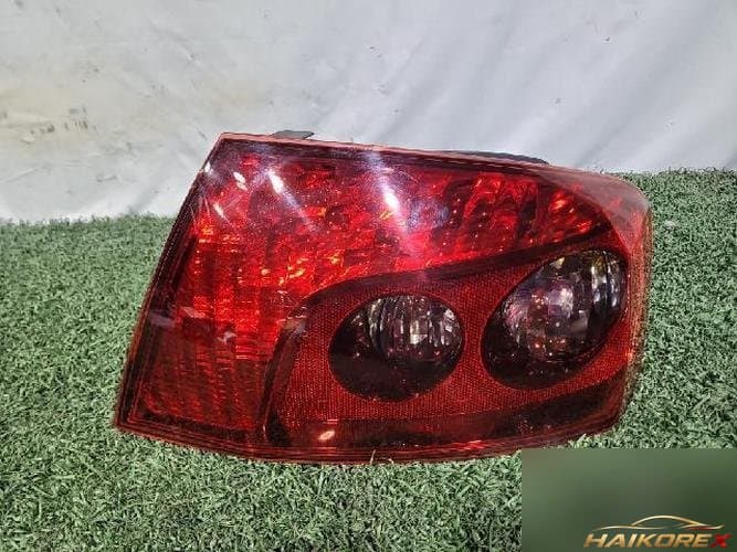 Peugeot 407 2006 — задний фонарь правый