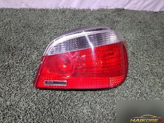BMW 5-Series 2005 — фонарь задний правый наружный