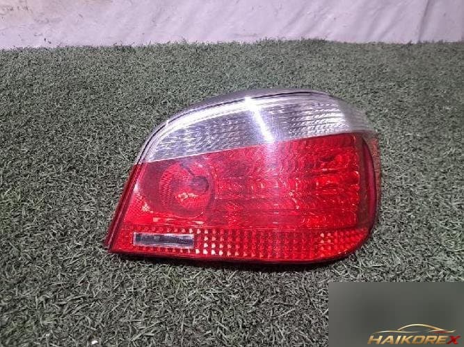 BMW 5 Series 2005 — задний фонарь правый (наружный)