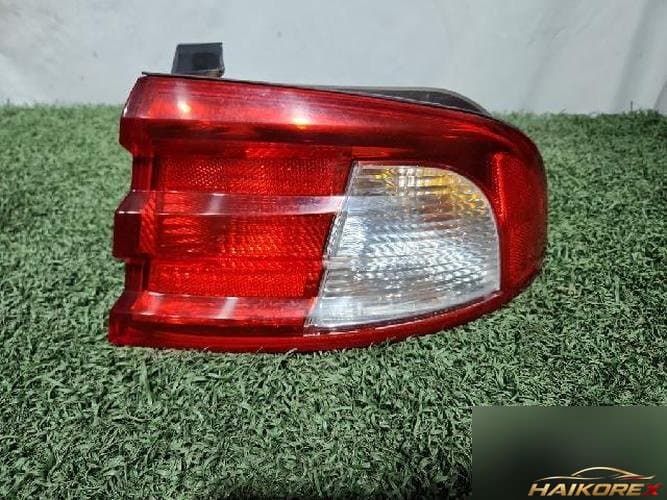 Kia Optima 2005 — фонарь задний правый 92420 3C001