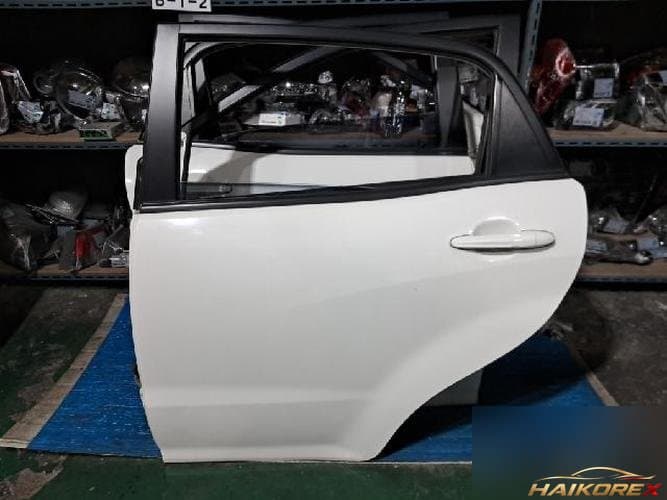 KG mobility Korando 2012 — дверь задняя левая