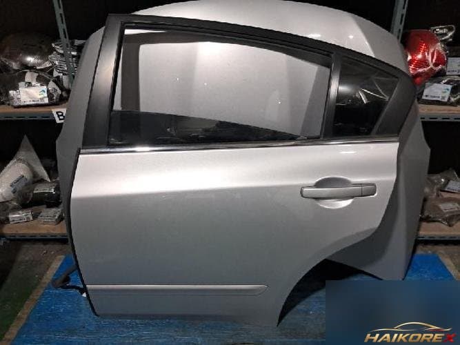 Nissan Altima 2010 — дверь задняя левая