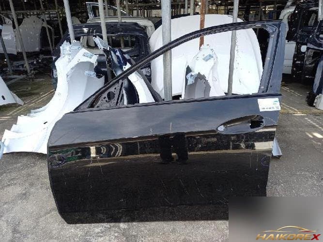 Mercedes-Benz E-Class 2015 — передняя дверь левая 111