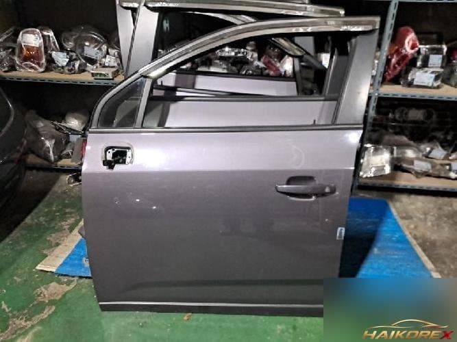 Chevrolet Orlando 2012 — передняя дверь левая
