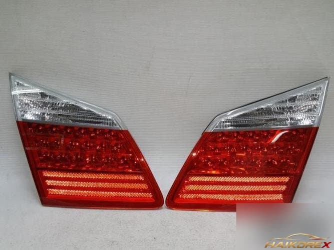 Hyundai Genesis 2012 — фонарь задний внутренний правый 924043M
