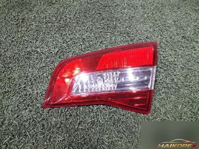 Renault QM5 2008 — фонарь задний правый внутренний 1
