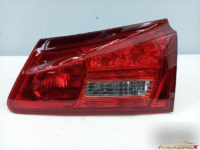 Lexus IS 2008 — фонарь задний внутренний правый