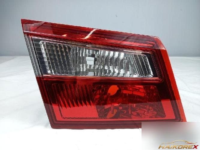 Renault SM5 2011 — фонарь задний левый внутренний 265550031R