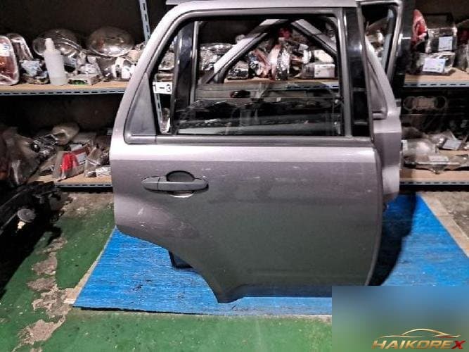 Ford Escape 2011 — дверь задняя правая