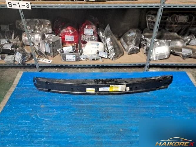 Ford Taurus 2011 — усилитель бампера передний DG1Z17757A