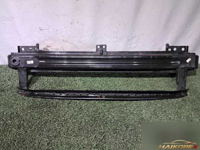 Volkswagen Tiguan 2009 — усилитель бампера передний 5N0807109B