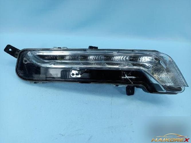 Chevrolet Impala 2017 — противотуманная фара правая LED